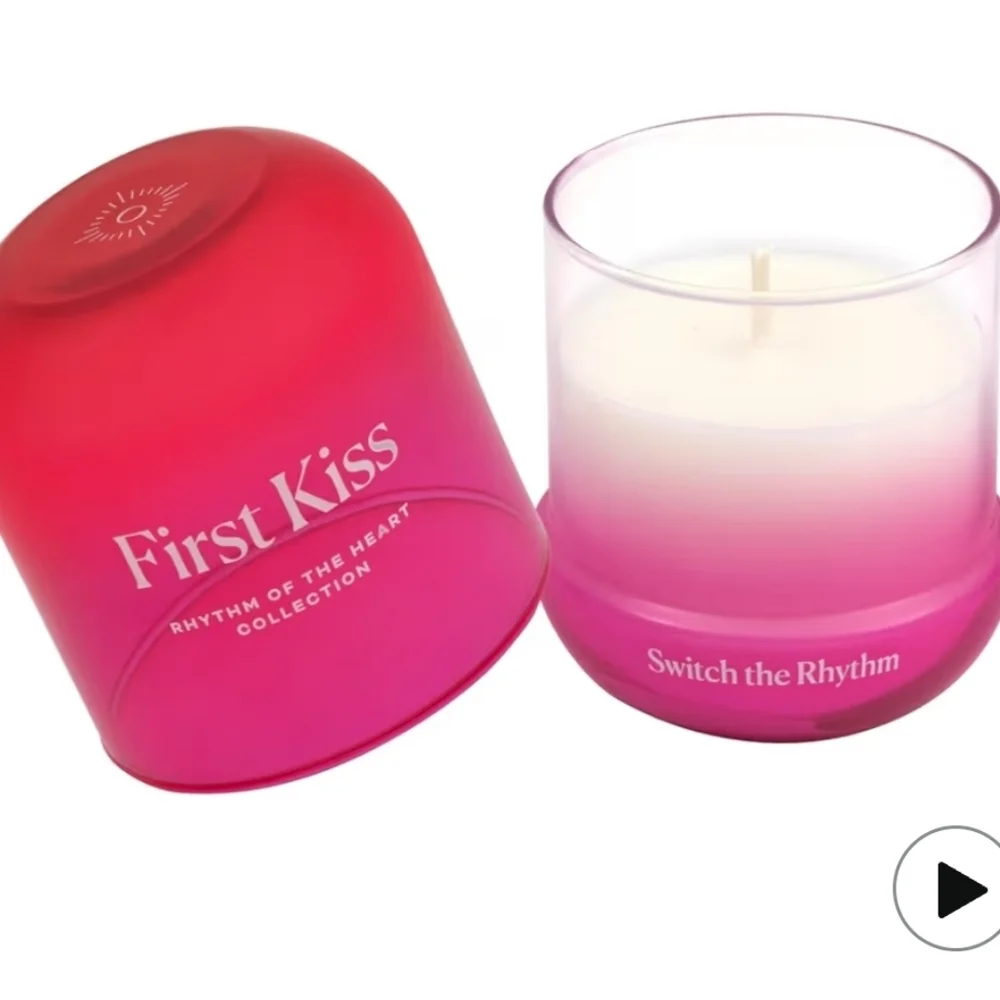 OJO First Kiss Scented Candle – 7.8 oz Jar Candle